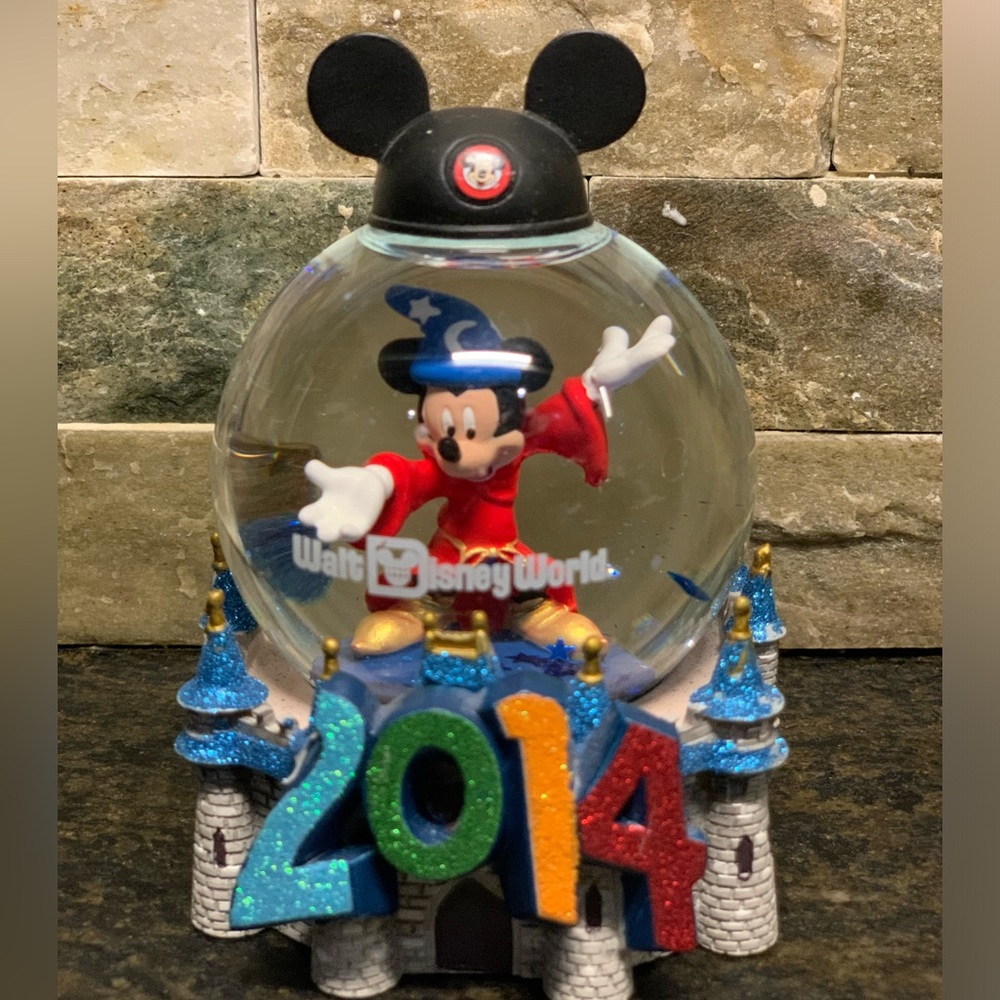 DISNEY | Mickey Mouse 2014 Snow Globe | Walt Disney World